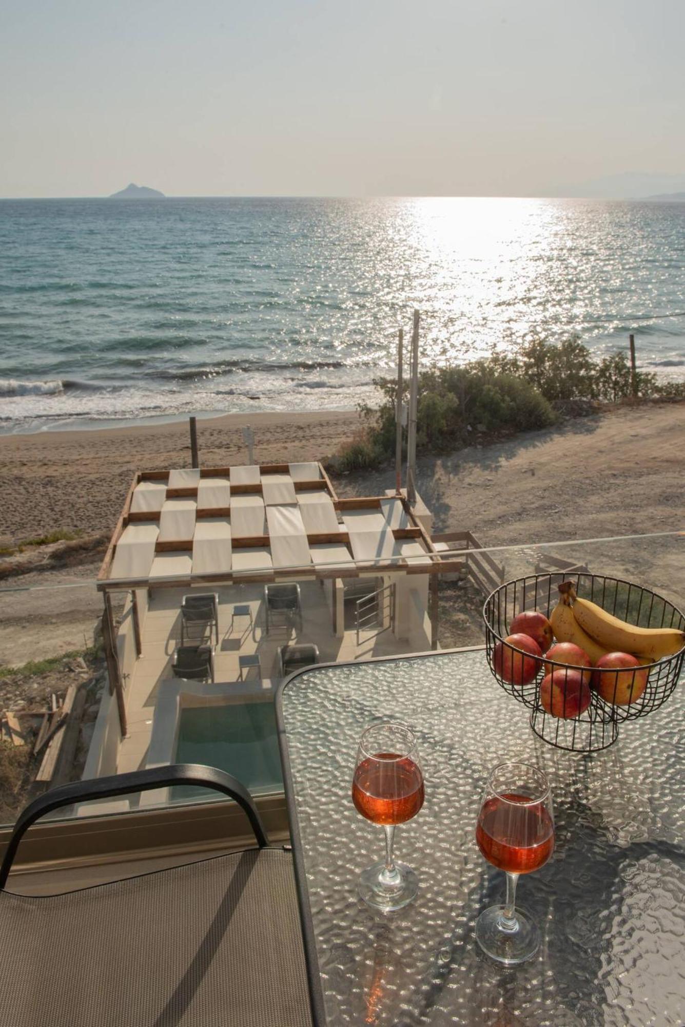 Stella & Eleni Suite With Shared Pool & Open View Kalamaki  Exterior photo
