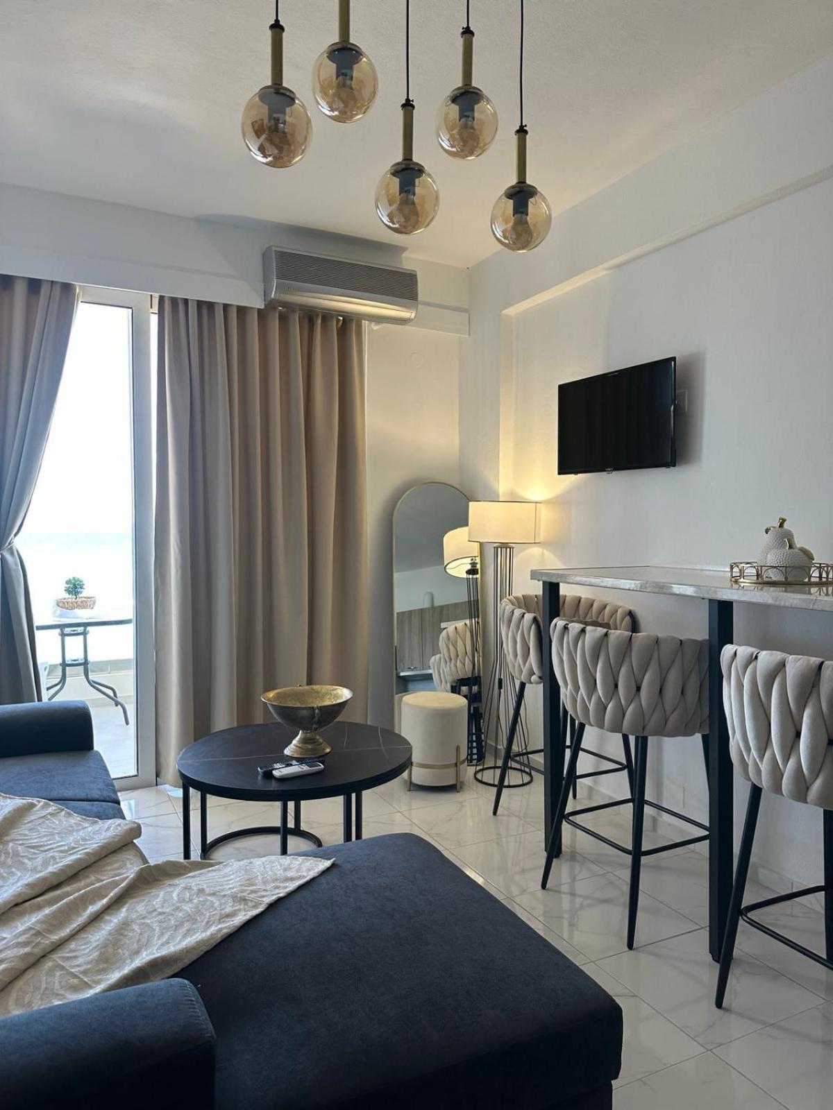 Stella & Eleni Suite With Shared Pool & Open View Kalamaki  Exterior photo