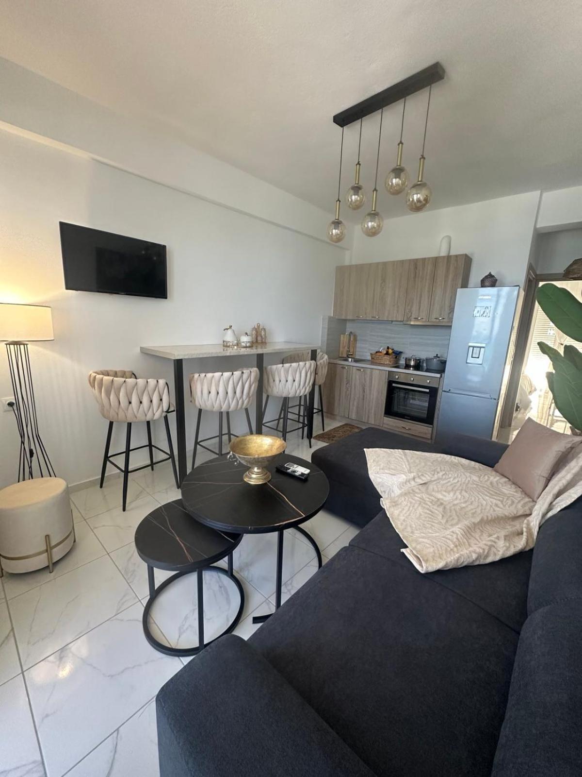 Stella & Eleni Suite With Shared Pool & Open View Kalamaki  Exterior photo