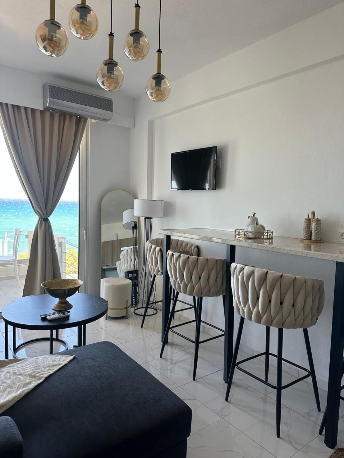 Stella & Eleni Suite With Shared Pool & Open View Kalamaki  Exterior photo