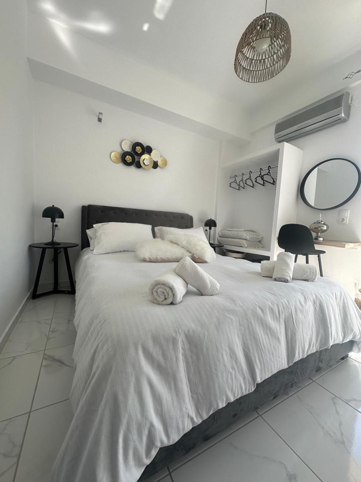 Stella & Eleni Suite With Shared Pool & Open View Kalamaki  Exterior photo