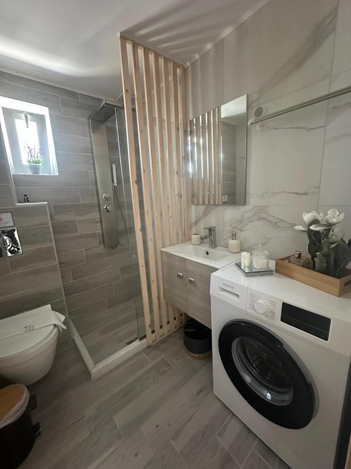 Stella & Eleni Suite With Shared Pool & Open View Kalamaki  Exterior photo